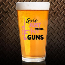 Carica l&#39;immagine nel visualizzatore di Gallery, Lucky Shot USA - I&#39;m Your Huckleberry - Girls Just Want Guns
