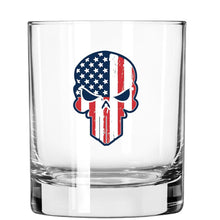 Carica l&#39;immagine nel visualizzatore di Gallery, Lucky Shot USA - Americana Whisky Glass - Punisher Flag
