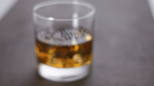 Laden Sie das Bild in den Galerie-Viewer, Lucky Shot USA - Americana Whisky Glass - Constitution (We The People 360) - Lucky Shot Europe
