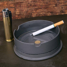 Cargar imagen en el visor de la galería, Lucky Shot USA - Cigar Ash Tray - 105mm Howitzer
