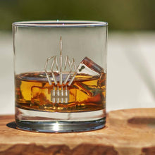 Afbeelding in Gallery-weergave laden, Lucky Shot USA - Whisky Glass - Bullet Bird
